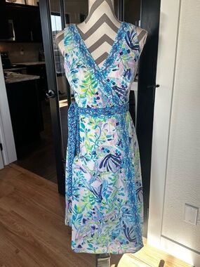 🆕NWT Lilly Pulitzer Shaylee Stretch Midi Wrap Dress in the Shell Beach Sz 8